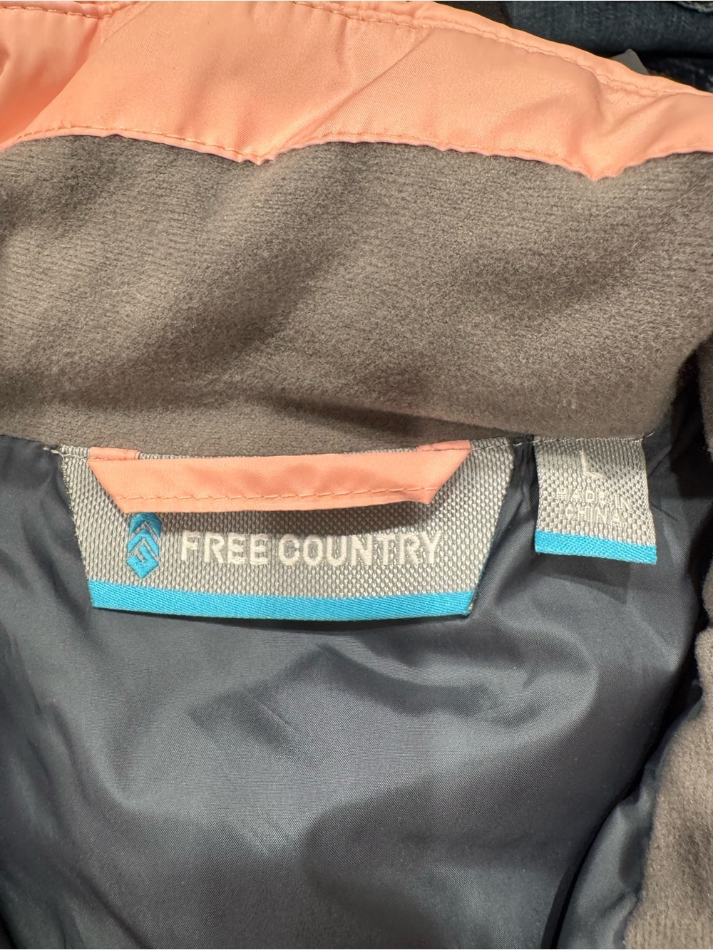 Free Country Women’s Pink Down Puffer Vest Size L - Picture 3 of 4